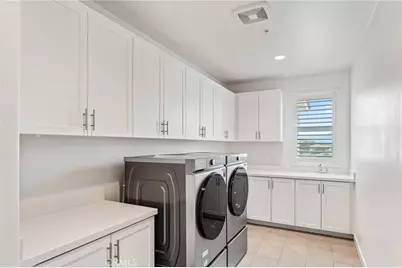 17700 Ridgeline Court, Saugus, CA 91350 - Photo 45