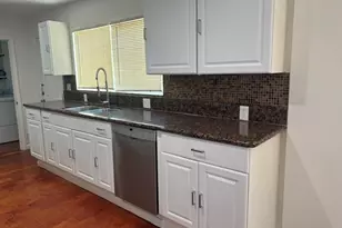 17226 Elkwood, Lake Balboa, CA 91406 - Photo 5