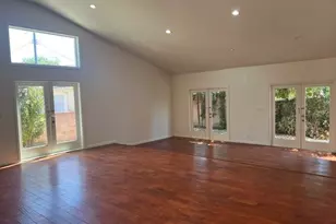 17226 Elkwood, Lake Balboa, CA 91406 - Photo 3