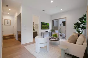 12 Ebb Tide Cir, Newport Beach, CA 92663 - Photo 3
