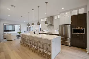 12 Ebb Tide Cir, Newport Beach, CA 92663 - Photo 11