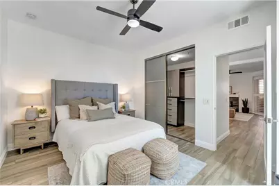 2000 Pacific Coast Highway #203, Huntington Beach, CA 92648 - Photo 33