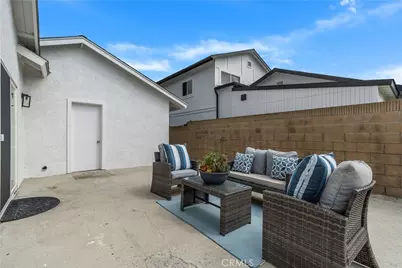 8842 Albatross Drive, Huntington Beach, CA 92646 - Photo 23