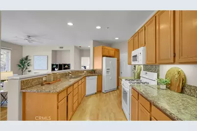 329 Rathbourne, Irvine, CA 92620 - Photo 9