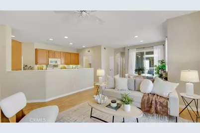 329 Rathbourne, Irvine, CA 92620 - Photo 7