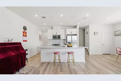 1570 Topeka Avenue #8, Placentia, CA 92870 - Photo 7