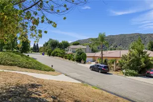 13609 Mesa Sol, Yucaipa, CA 92399 - Photo 53
