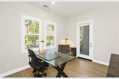 68 Bolide, Irvine, CA 92618 - Photo 19