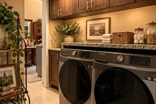 4228 Canoga Dr, Los Angeles, CA 91364 - Photo 25