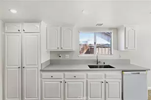 2351 Carnation, Hemet, CA 92545 - Photo 9