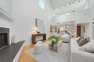 11667 Gorham, Los Angeles, CA 90049 - Photo 9