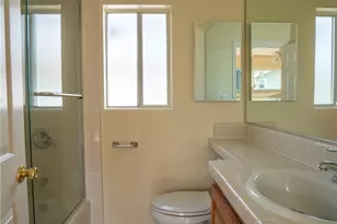 1111 Pine Ave, Long Beach, CA 90813 - Photo 9