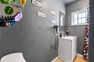907 E 109th, Los Angeles, CA 90059 - Photo 23