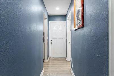 907 E 109th, Los Angeles, CA 90059 - Photo 17