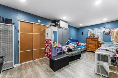907 E 109th, Los Angeles, CA 90059 - Photo 13