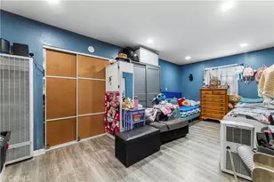 907 E 109th, Los Angeles, CA 90059 - Photo 13
