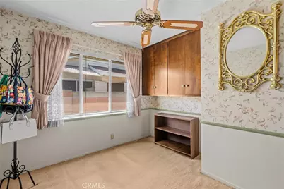 2040 W Embassy Ave, Anaheim, CA 92804 - Photo 17
