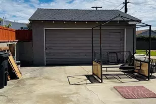 13708 S Menlo, Gardena, CA 90247 - Photo 5