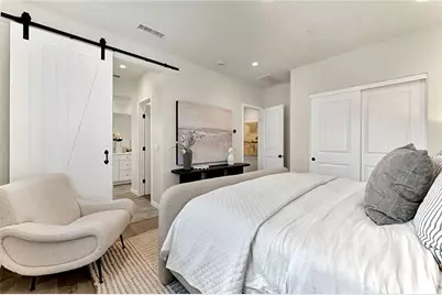 107 Messenger, Irvine, CA 92618 - Photo 27