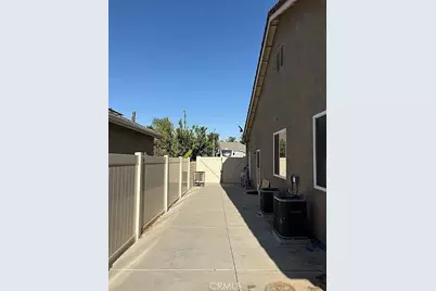 32819 Heversham Court, Menifee, CA 92584 - Photo 33