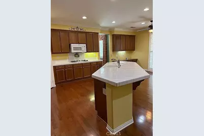 32819 Heversham Court, Menifee, CA 92584 - Photo 3