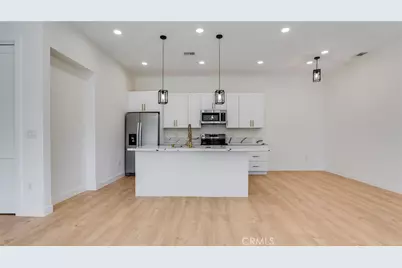 1822 Pomona, Costa Mesa, CA 92627 - Photo 7