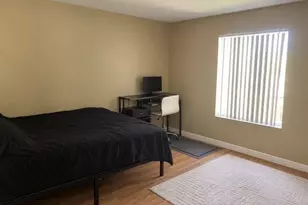 23298 Orange, Lake Forest, CA 92630 - Photo 3