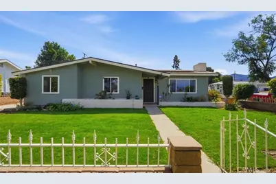 228 W Hacienda, Corona, CA 92882 - Photo 1