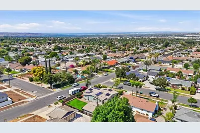 228 W Hacienda, Corona, CA 92882 - Photo 41