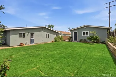 228 W Hacienda, Corona, CA 92882 - Photo 31
