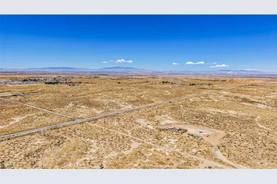 47712 Challenger Way, Lancaster, CA 93535 - Photo 3