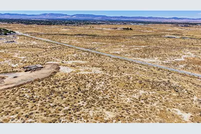 47712 Challenger Way, Lancaster, CA 93535 - Photo 9