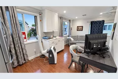 525 Fairfax, Costa Mesa, CA 92627 - Photo 5