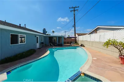 16281 Saratoga Lane, Huntington Beach, CA 92649 - Photo 43