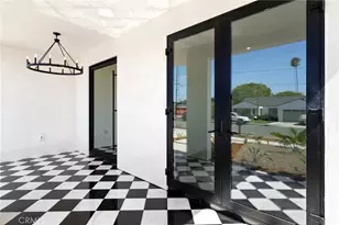 228 Costa Mesa St, Costa Mesa, CA 92627 - Photo 3