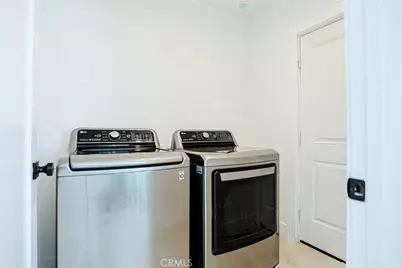 9450 S Harvard, Los Angeles, CA 90047 - Photo 29