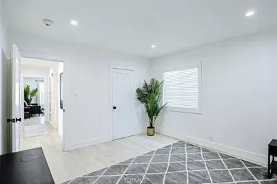 9450 S Harvard, Los Angeles, CA 90047 - Photo 27
