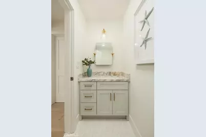 2715 Cove, Corona del Mar, CA 92625 - Photo 13