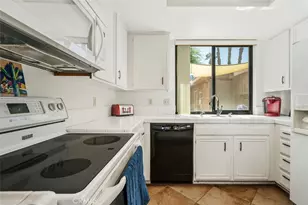 68 Sunrise, Rancho Mirage, CA 92270 - Photo 17
