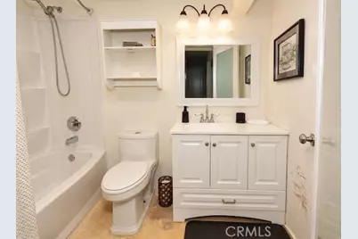 11751 Hortense, Valley Village, CA 91607 - Photo 37