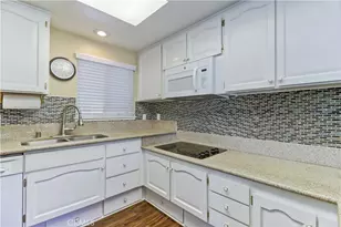 874 Avenida Sevilla, Laguna Woods, CA 92637 - Photo 13