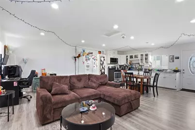 9257 Palmetto, Fontana, CA 92335 - Photo 11