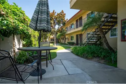 383 W Wilson Street, Costa Mesa, CA 92627 - Photo 9