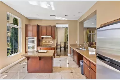 2120 Watermarke, Irvine, CA 92612 - Photo 37