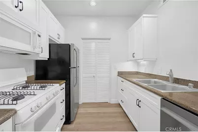 2120 Watermarke, Irvine, CA 92612 - Photo 3