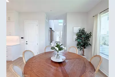 331 Newton, Lake Forest, CA 92630 - Photo 3