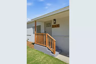 250 Holtby, Bakersfield, CA 93304 - Photo 3