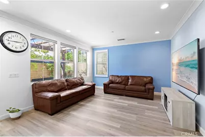 85 Rembrandt, Irvine, CA 92620 - Photo 5