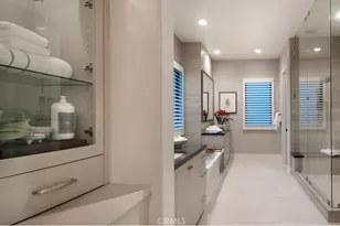 404 Milpas, Irvine, CA 92602 - Photo 5