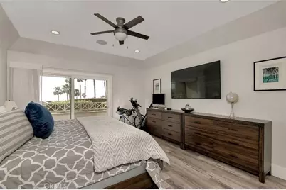900 Pacific Coast, Huntington Beach, CA 92648 - Photo 15